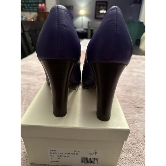 Coach Desaree Soft CF/SMI Mat CF Size 9 Ultraviolet - Picture 8 of 8